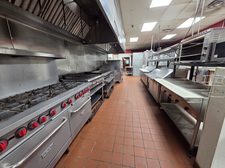 More Photos Of 107 W Coal Ave, Gallup Restaurant For Sale