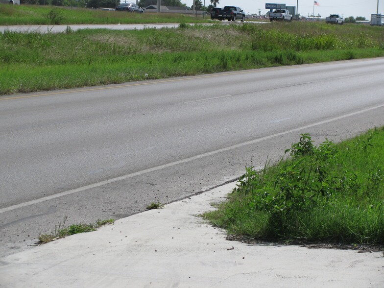 More Photos Of 980 E Interstate 10, Seguin Land For Sale