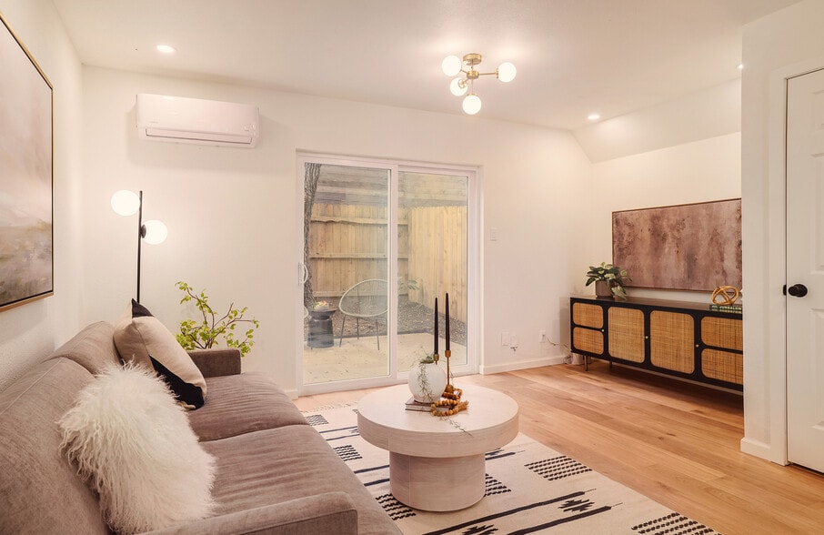 More Photos Of 3802 Southway Dr, Austin Apartments For Sale