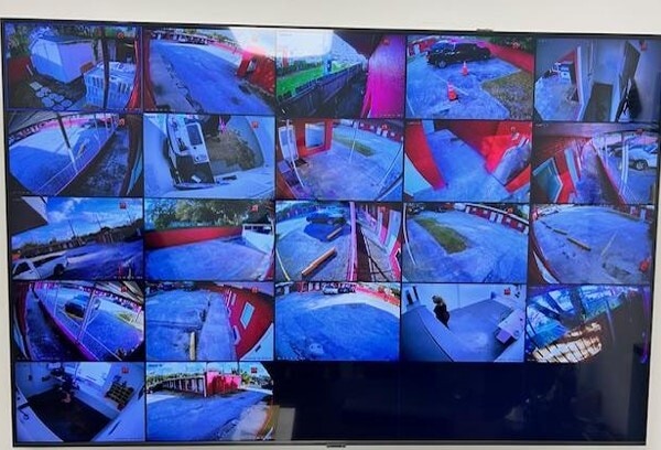 More Photos Of 3842 S Orange Blossom Trl, Orlando Hotel For Sale