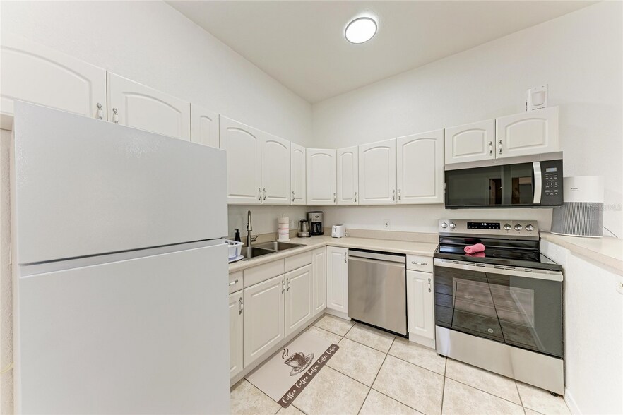 More Photos Of 12113 Capilla Ln, North Port Apartments For Sale