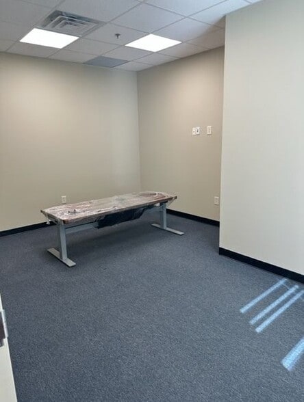 More Photos Of 5328 Lanier Islands Pky, Buford Medical For Lease