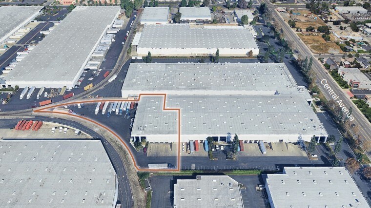 More Photos Of 13850 Central Ave, Chino Warehouse For Lease