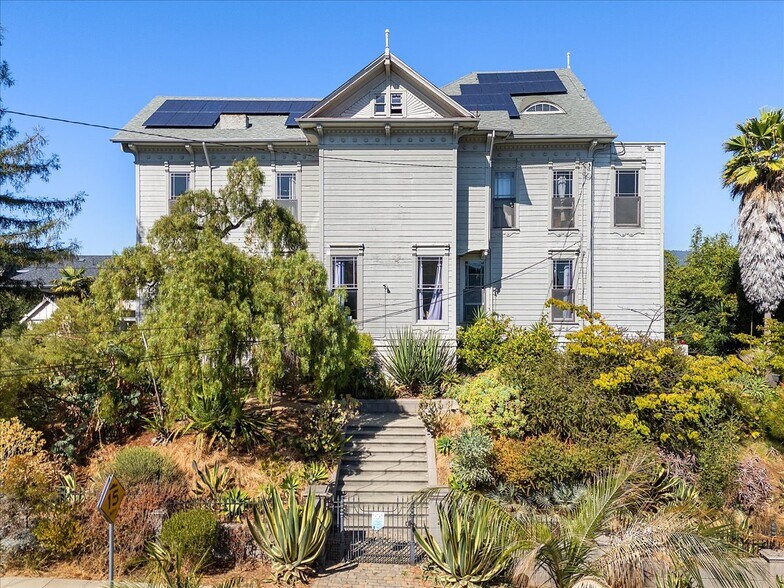 More Photos Of 1218 E 21st St, Oakland Apartments For Sale