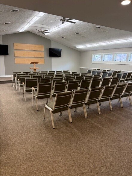 More Photos Of 426 Eades Ln, Lovingston Religious Facility For Sale