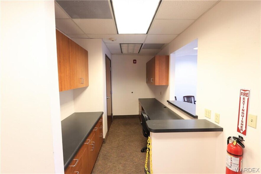 More Photos Of 1041 E Hancock Rd, Bullhead City Medical For Lease