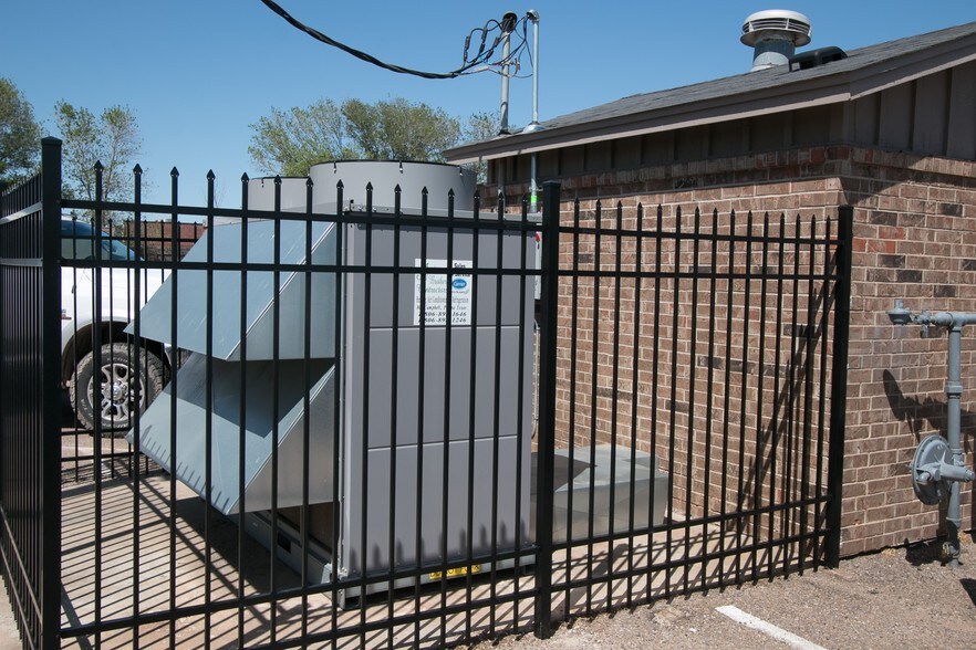 More Photos Of 1031 N Sumner St, Pampa Apartments For Sale