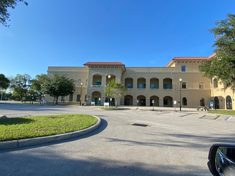 More Photos Of 1 University Blvd, Saint Augustine Schools For Sale