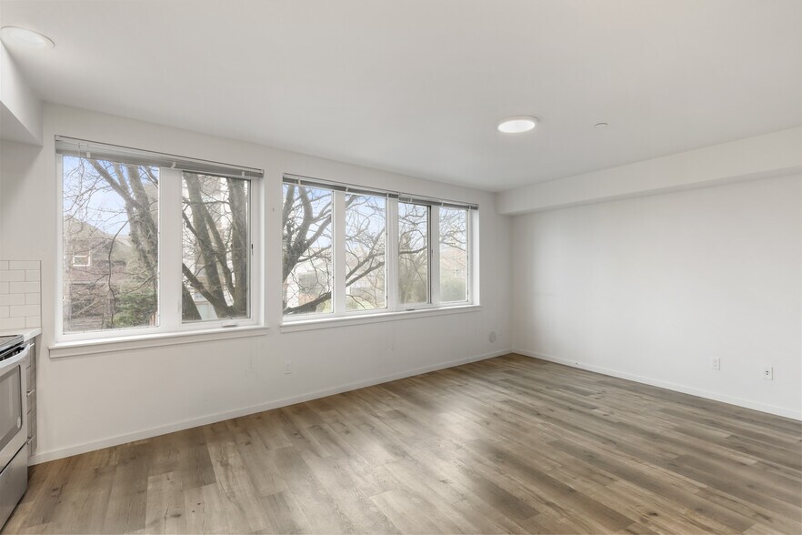 More Photos Of 3309 Beacon Ave S, Seattle Apartments For Sale