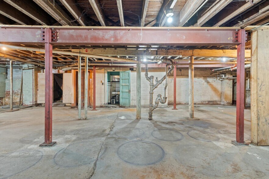 More Photos Of 254 Minot Ave, Auburn Warehouse For Sale