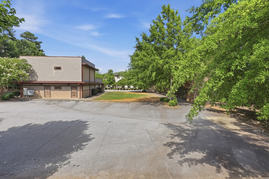More Photos Of 142 Mall Connector Rd, Greenville Land For Sale