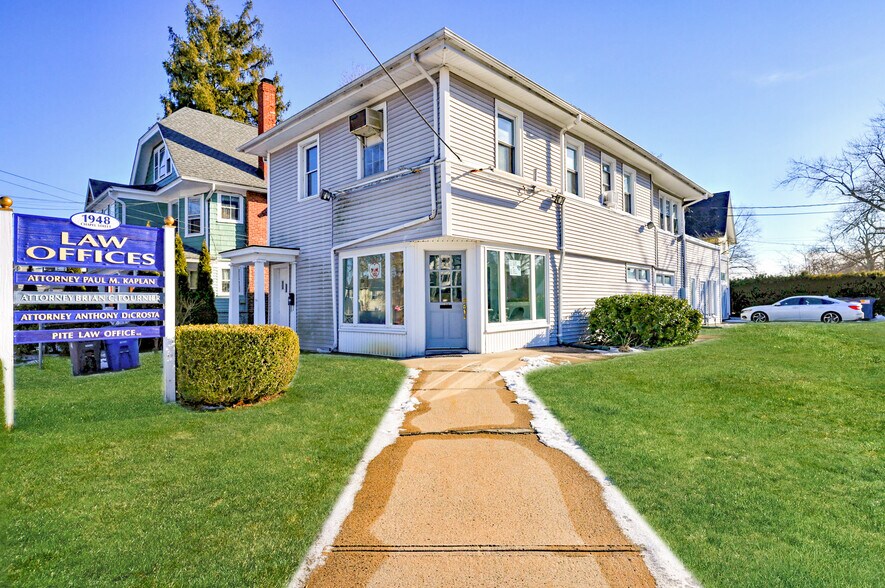 More Photos Of 1948 Chapel St, New Haven Office For Sale