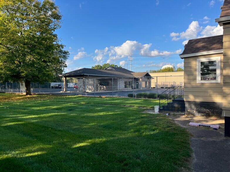 More Photos Of 4715 Lincolnway East, Mishawaka Office For Sale