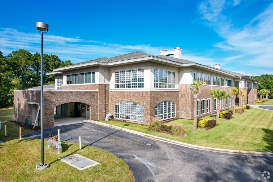 More Photos Of 146 Fairchild St, Charleston Office For Lease