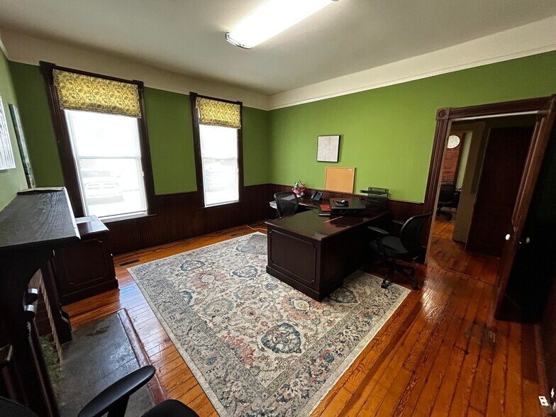 More Photos Of 609 S Main St, Culpeper Office Residential For Sale