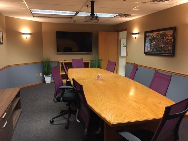 More Photos Of 2800 Freeway Blvd, Brooklyn Center Office For Lease