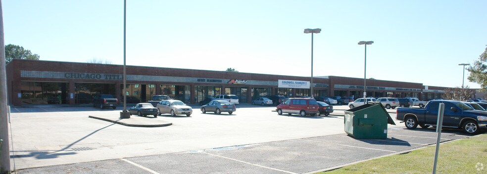 More Photos Of 407 W Baker Rd, Baytown Unknown For Lease