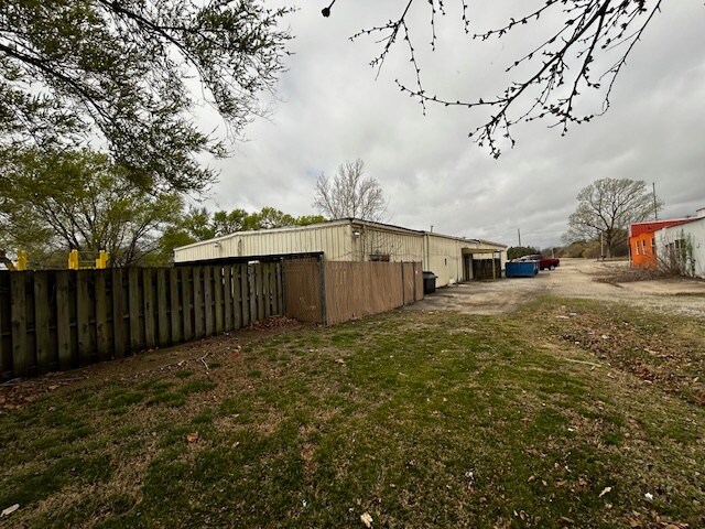 More Photos Of 2770 N Douglass St, Malden Storefront Retail Office For Sale