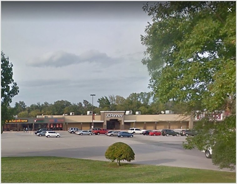 More Photos Of 1111 E Tyler St, Athens Unknown For Lease