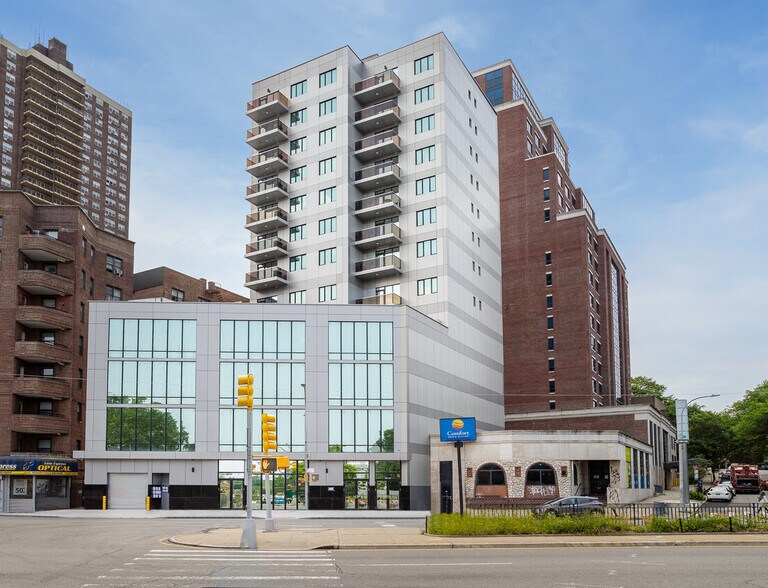 Primary Photo Of 124-28 Queens Blvd, Kew Gardens Apartments For Lease