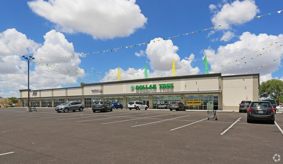 More Photos Of 3502 Clark Blvd, Laredo Storefront Retail Office For Lease