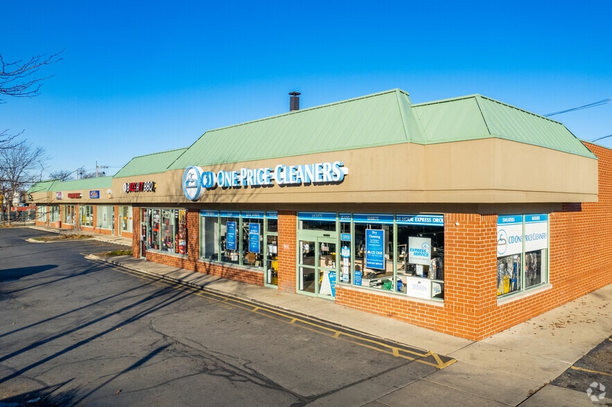 More Photos Of 6600-6624 W North Ave, Chicago Storefront For Lease