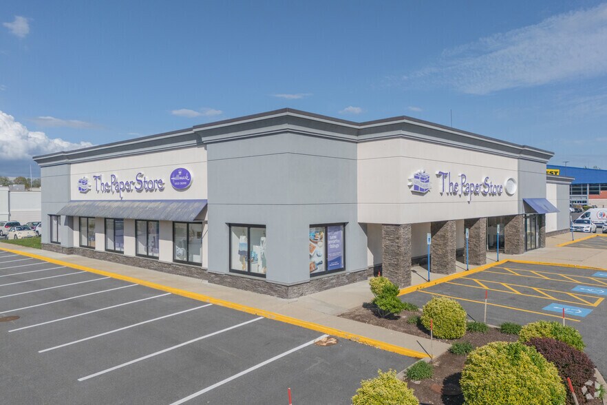 More Photos Of 1-101 Commerce Way, Seekonk Unknown For Lease