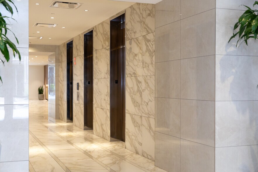 More Photos Of 451 Florida St & 450 Laurel St, Baton Rouge Unknown For Lease