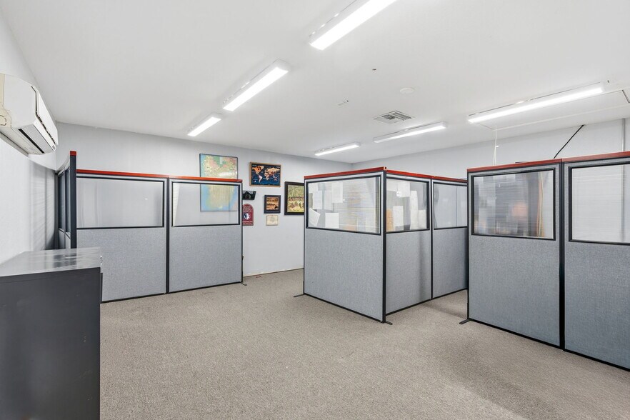 More Photos Of 5106 Lee Blvd, Lehigh Acres Office For Sale