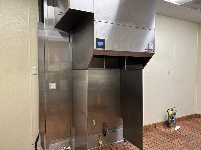 More Photos Of 2400 Roby Rd, Stoughton Service Station For Sale