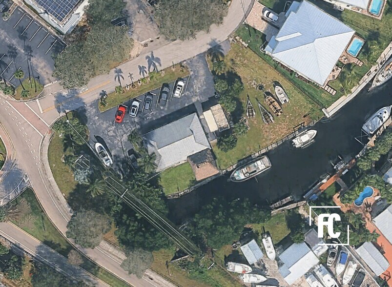 More Photos Of 4575 SE Dixie Hwy, Stuart Office For Sale