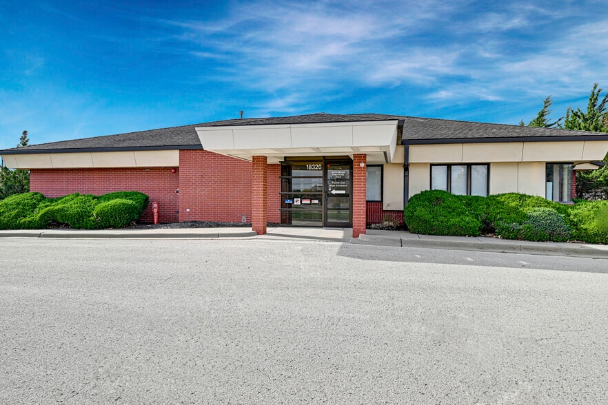 More Photos Of 18320 S Center St, Gardner Medical For Sale