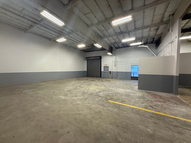 More Photos Of 810 NW 25th Ave, Ocala Warehouse For Lease