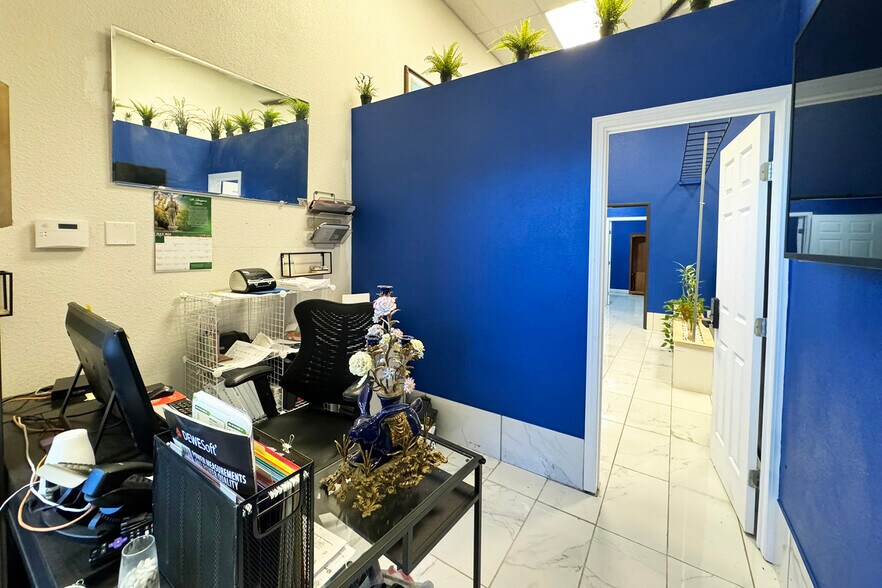More Photos Of 1800 Industrial Blvd, Colleyville Loft Creative Space For Sale