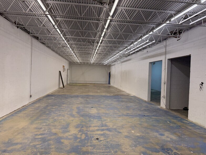 More Photos Of 1020 Erato St, New Orleans General Retail For Sale