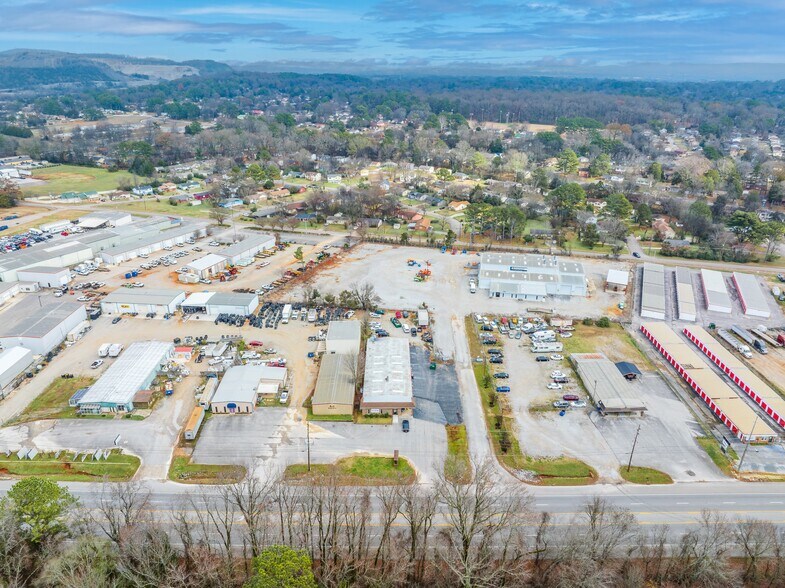 More Photos Of 2828 Jordan Ln NW, Huntsville Auto Repair For Sale