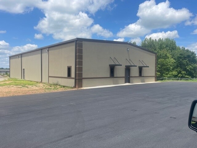 Primary Photo Of 285 Gossett rd, Spartanburg Industrial For Lease
