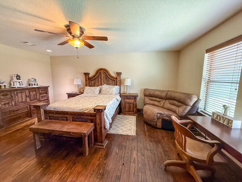 More Photos Of 1682 FM 980 Rd, Huntsville Land For Sale