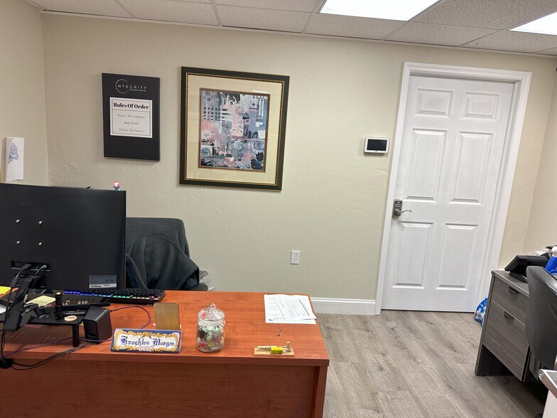 More Photos Of 128 W Charlotte Ave, Punta Gorda Office Residential For Sale