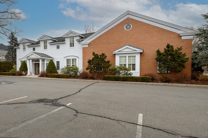 More Photos Of 330 S Main St, Cheshire Office For Sale