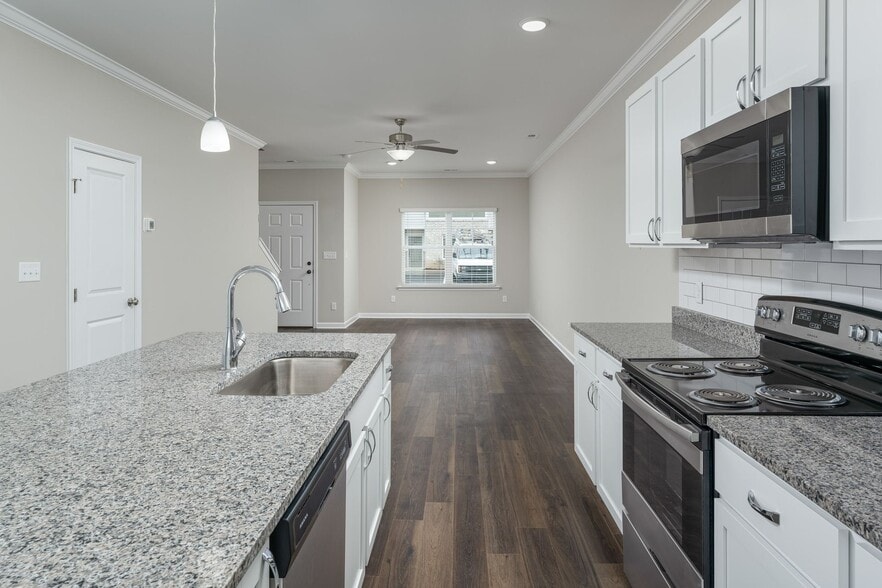 More Photos Of 7521 Middle Valley Rd, Hixson Apartments For Sale