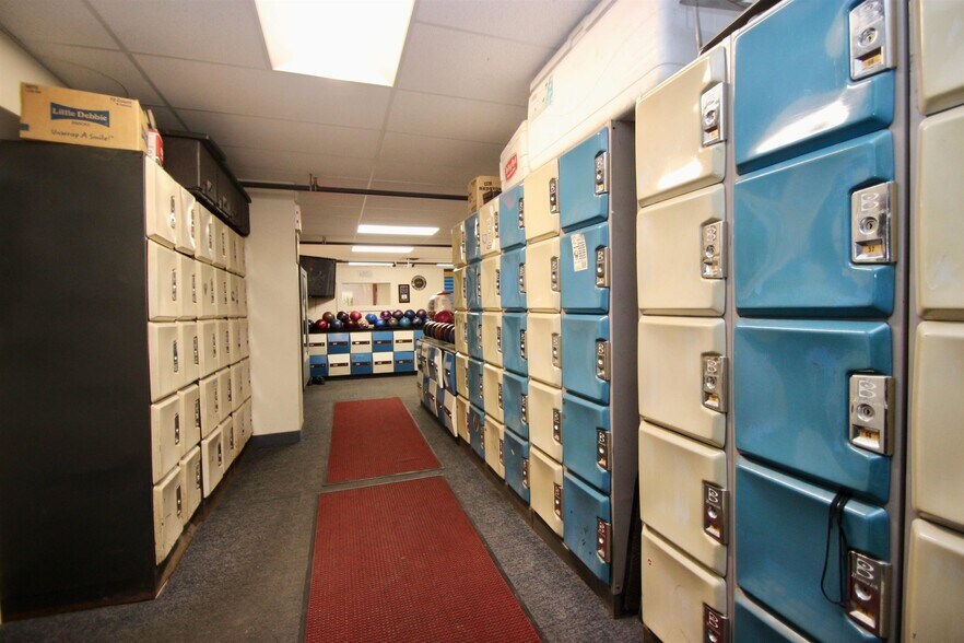 More Photos Of 12 Prince St, Randolph Storefront For Sale