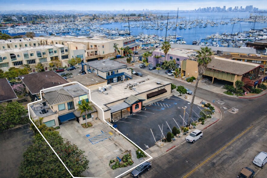 More Photos Of 2820 Shelter Island Dr, San Diego Storefront Retail Office For Lease