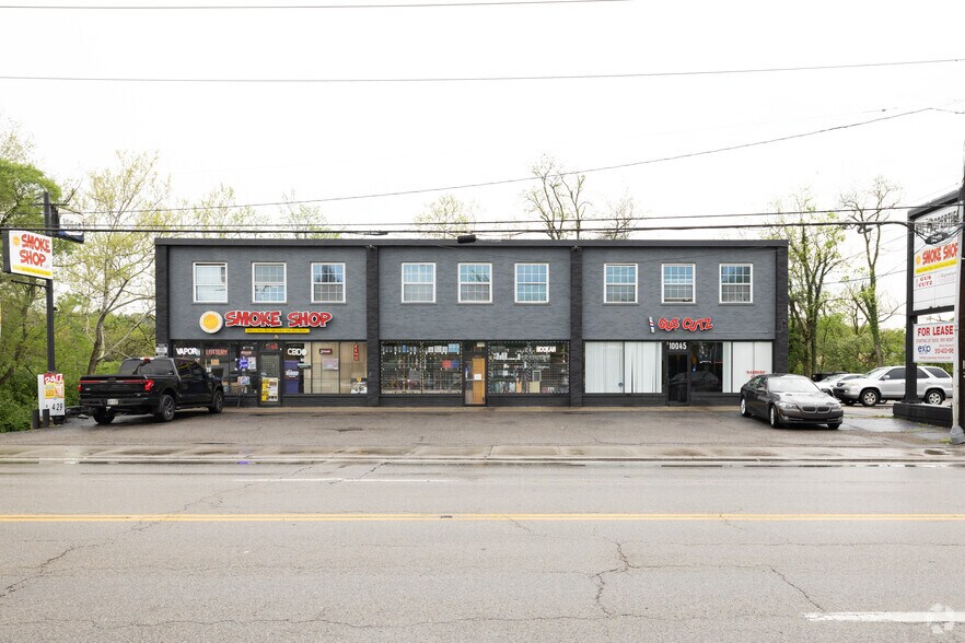 More Photos Of 10045 Springfield Pike, Cincinnati Storefront Retail Office For Lease
