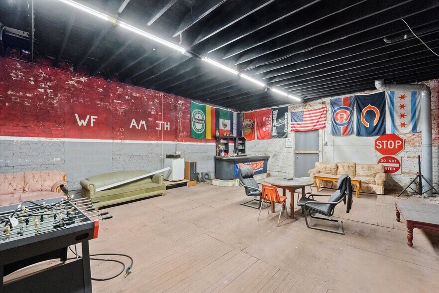 More Photos Of 2447 S Pulaski Ave, Chicago Warehouse For Sale