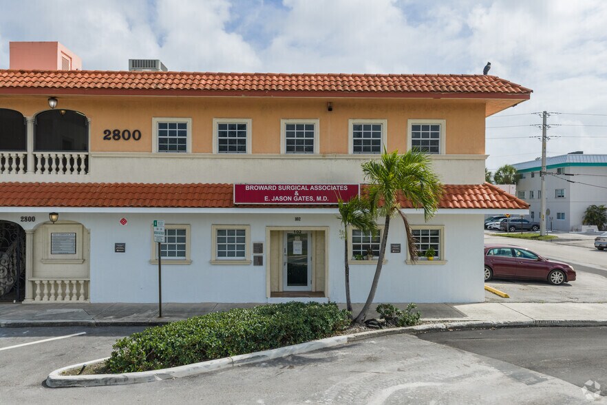 More Photos Of 2800 E Commercial Blvd, Fort Lauderdale Medical For Lease