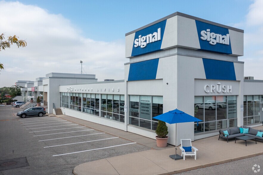 More Photos Of 1390-1400 Castlefield Ave, Toronto Storefront Retail Office For Lease