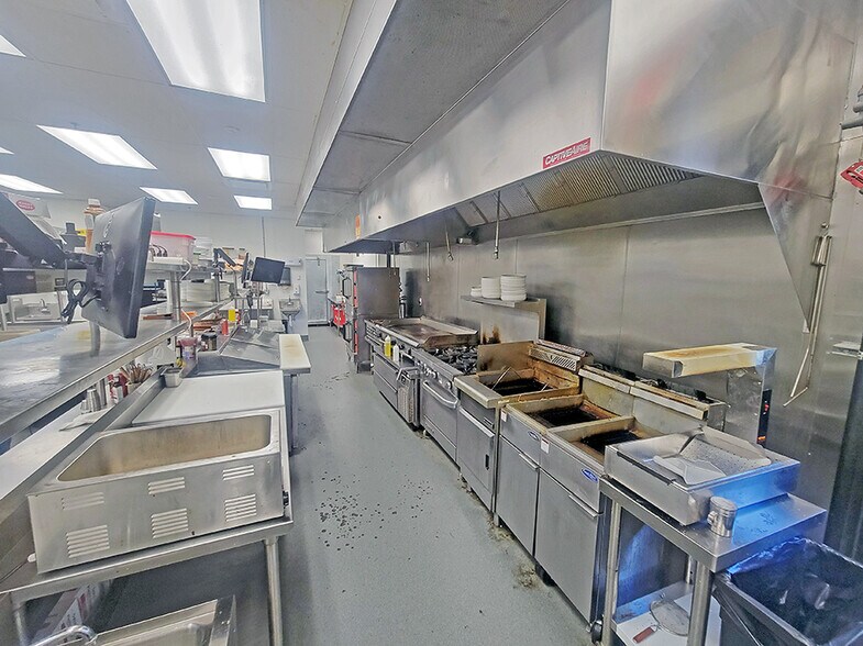 More Photos Of , Collinsville General Retail For Sale