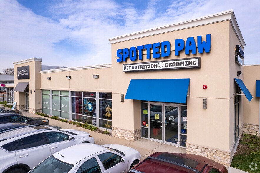 More Photos Of 9331 Skokie Blvd, Skokie Storefront For Lease