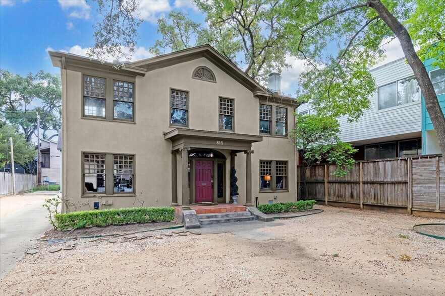 Primary Photo Of 815 Hawthorne St, Houston Office For Sale